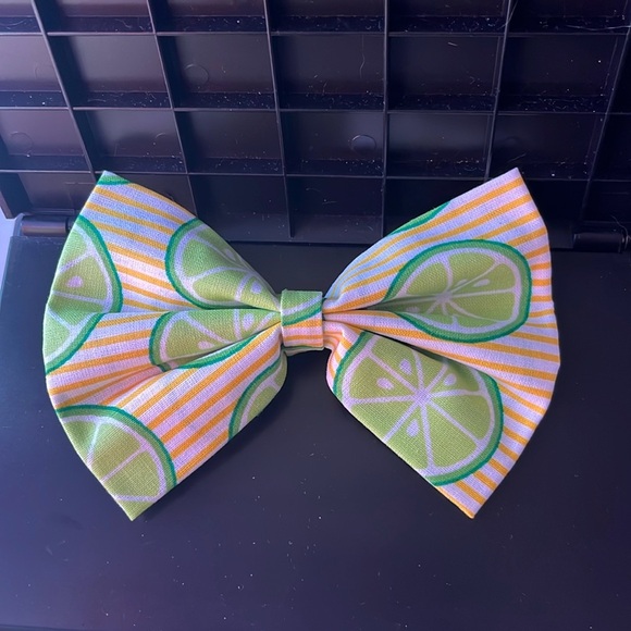 Limes bow - Picture 1 of 4